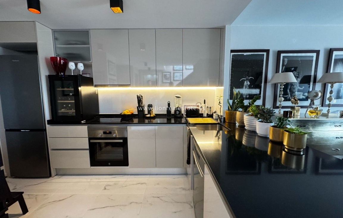 Reventa - Apartamento / piso - Orihuela Costa - La Zenia