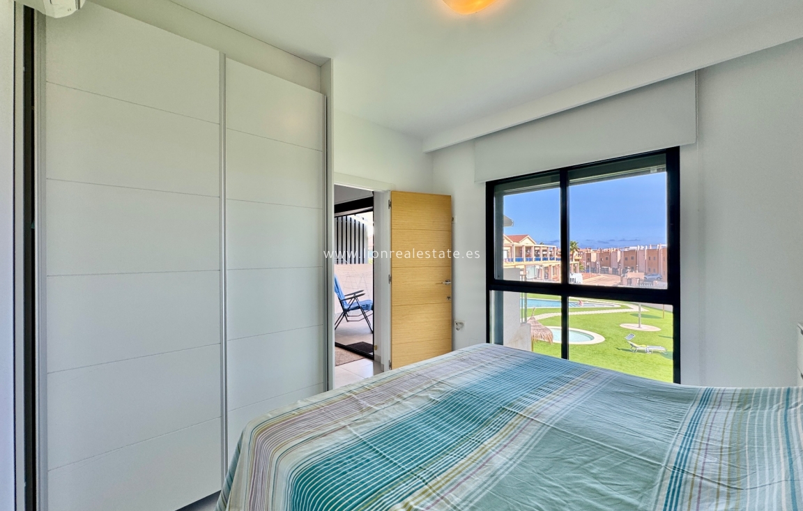 Reventa - Apartamento / piso - Orihuela Costa - La Zenia