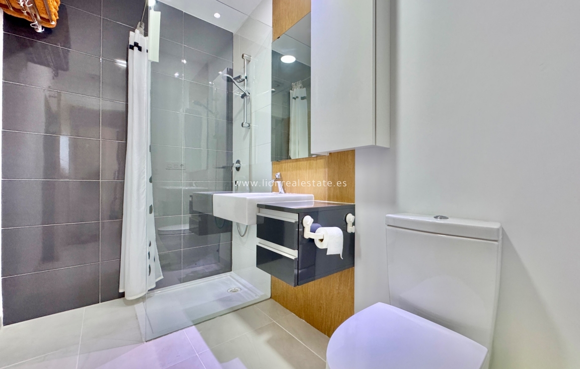 Reventa - Apartamento / piso - Orihuela Costa - La Zenia