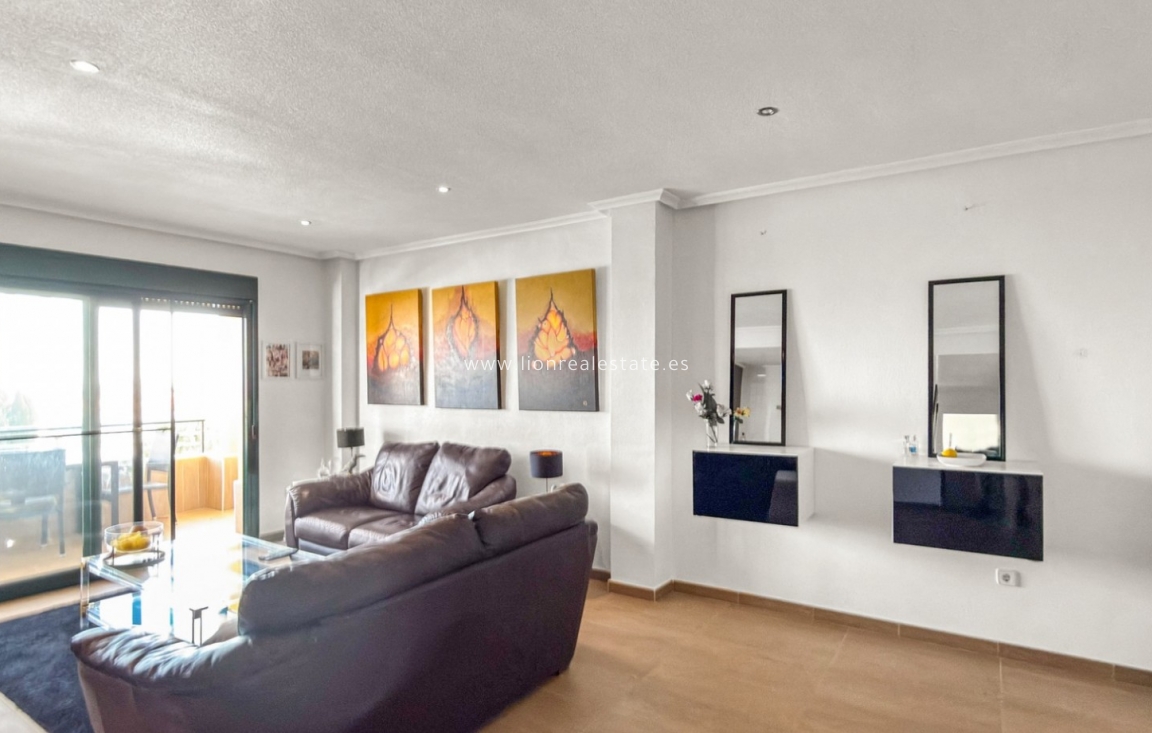 Reventa - Apartamento / piso - Orihuela Costa - Lomas de Campoamor