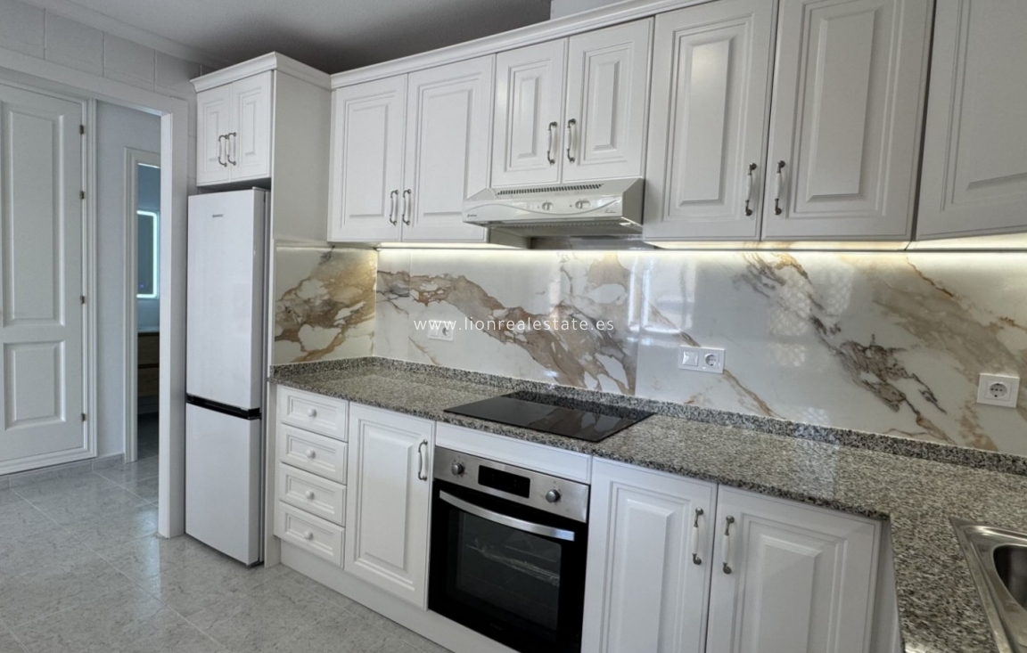 Reventa - Apartamento / piso - Orihuela Costa - Lomas de Campoamor