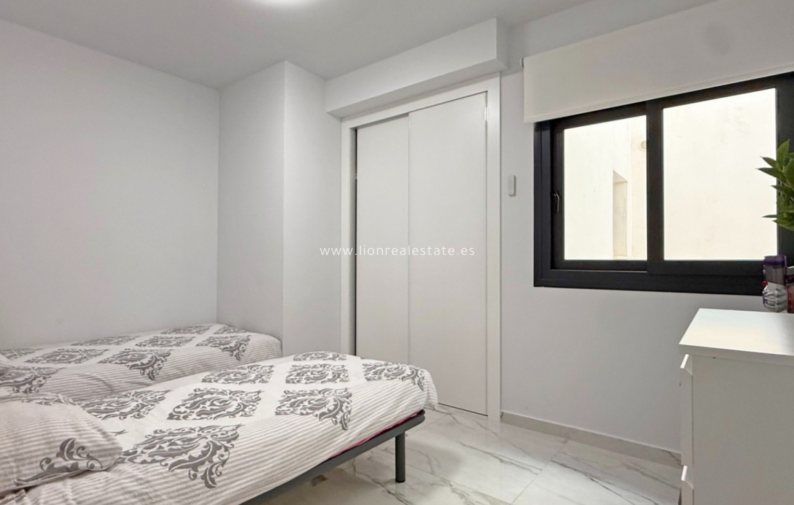 Reventa - Apartamento / piso - Orihuela Costa - Los Altos