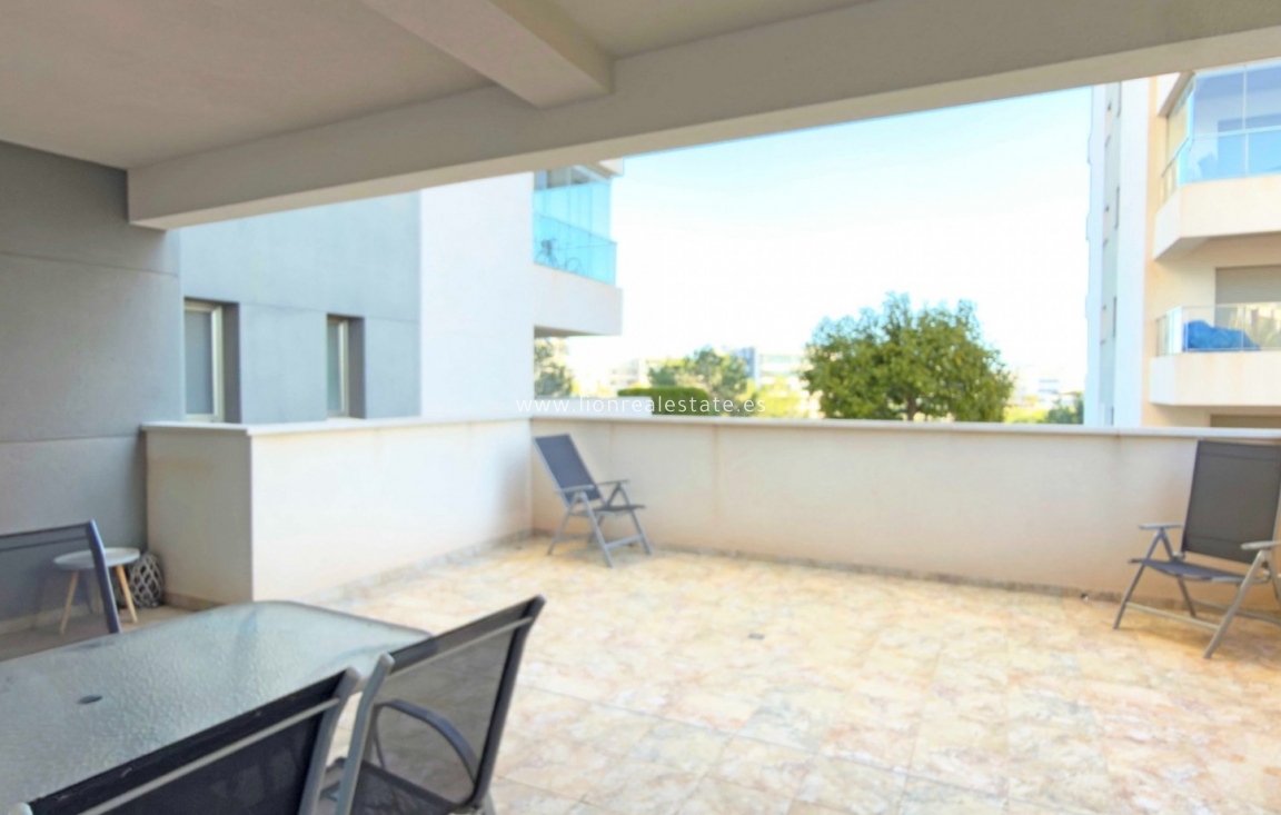 Reventa - Apartamento / piso - Orihuela Costa - Los Dolses