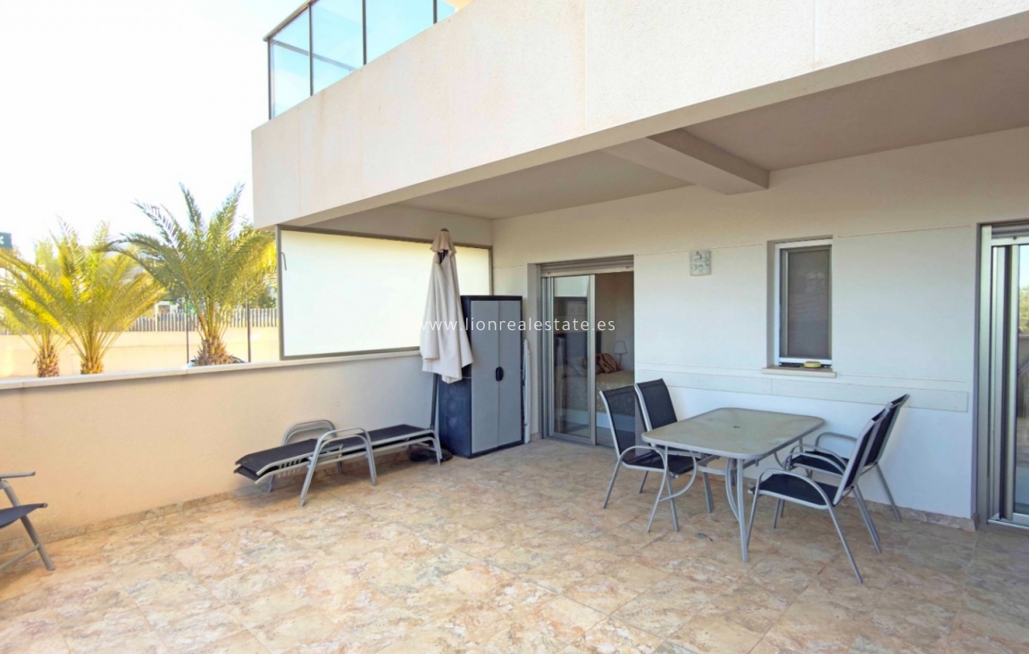 Reventa - Apartamento / piso - Orihuela Costa - Los Dolses