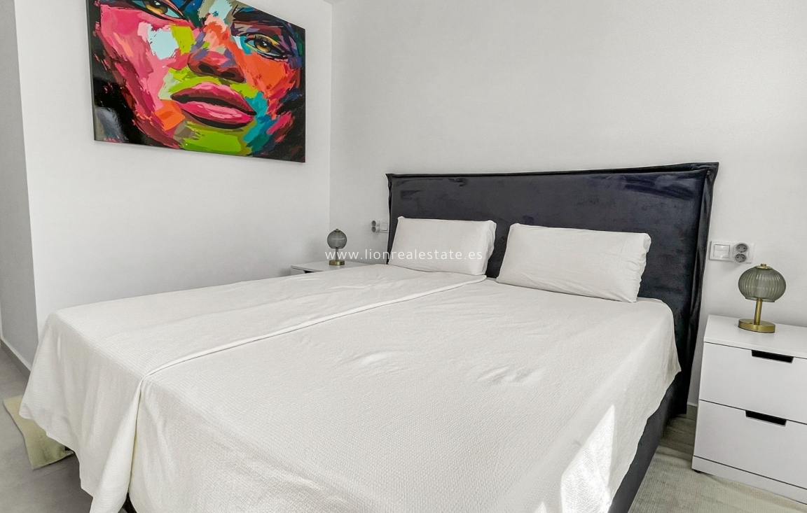 Reventa - Apartamento / piso - Orihuela Costa - Los Dolses