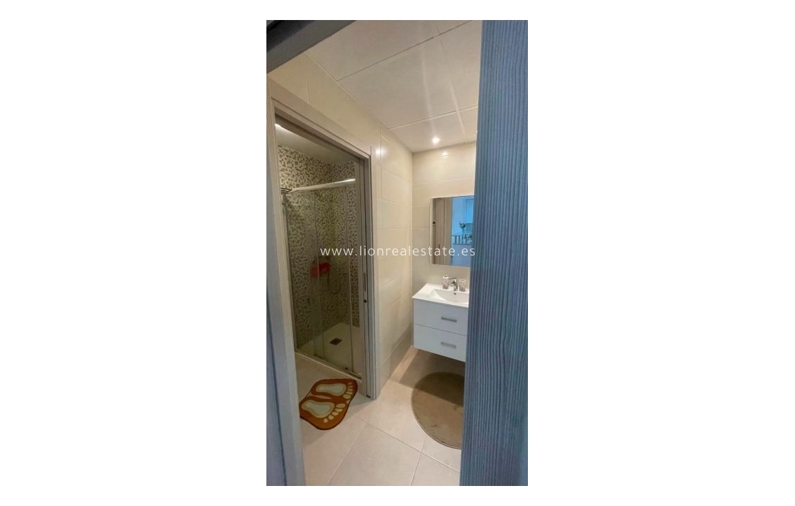 Reventa - Apartamento / piso - Orihuela Costa - Montezenia