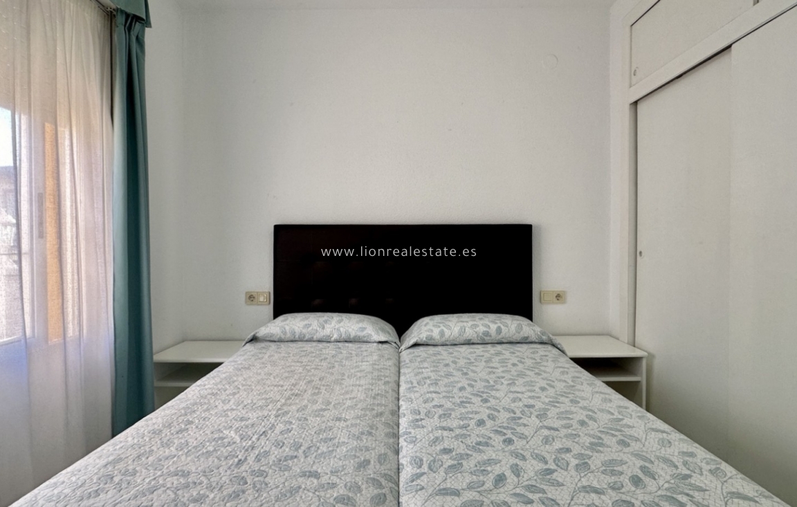 Reventa - Apartamento / piso - Orihuela Costa - Playa Flamenca