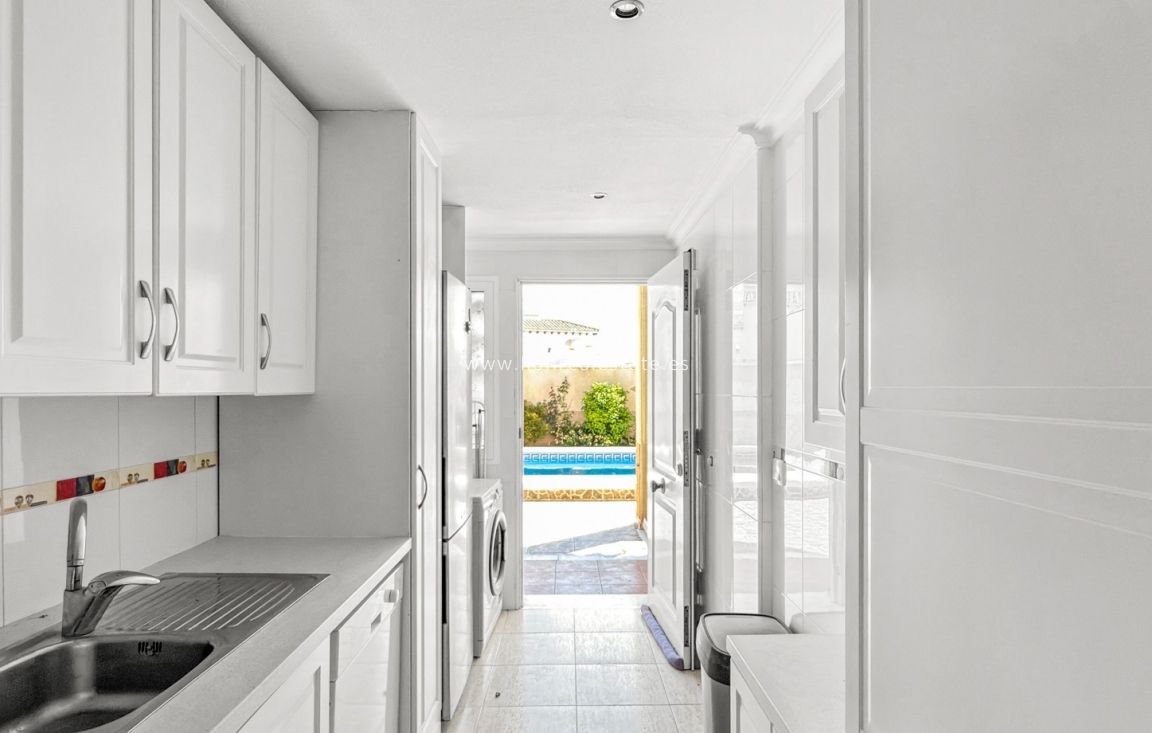 Reventa - Apartamento / piso - Orihuela Costa - Playa Flamenca