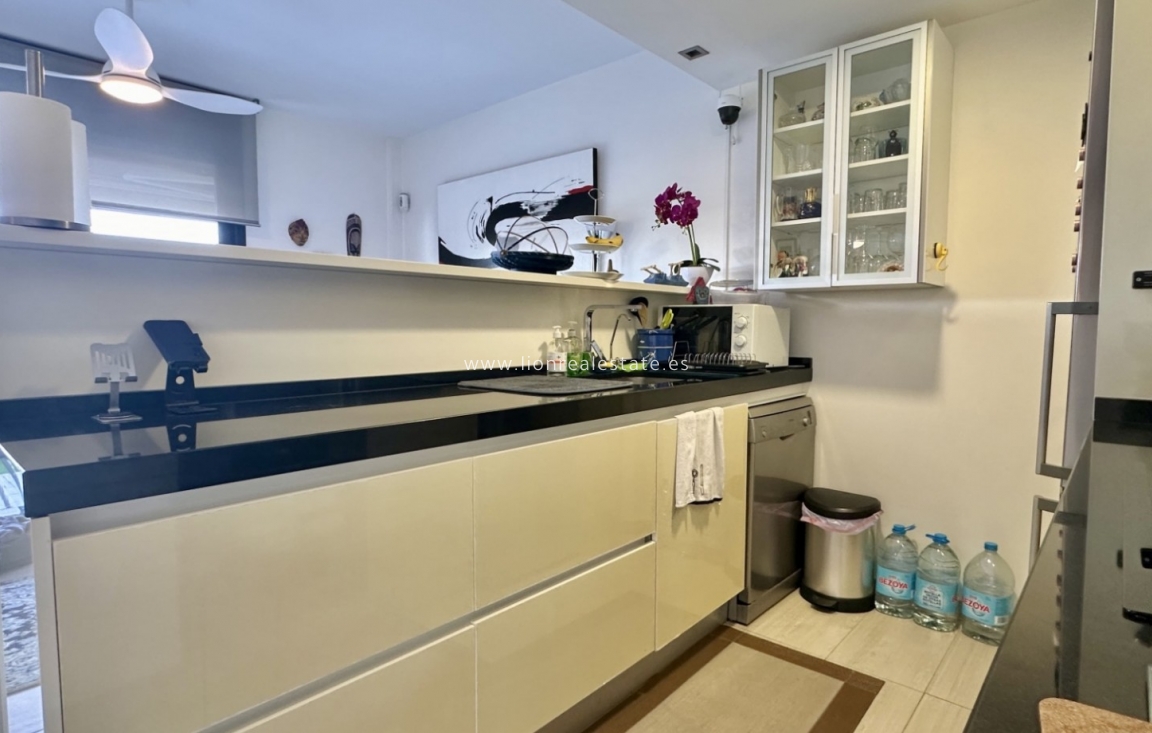 Reventa - Apartamento / piso - Orihuela Costa - Punta Prima