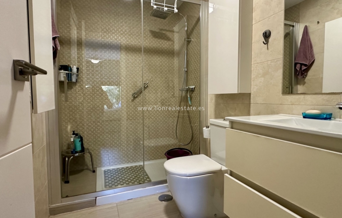 Reventa - Apartamento / piso - Orihuela Costa - Punta Prima