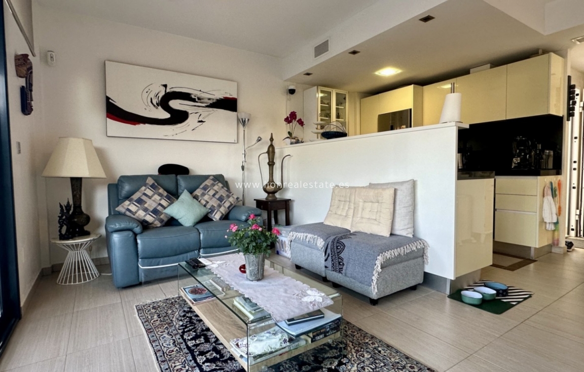 Reventa - Apartamento / piso - Orihuela Costa - Punta Prima