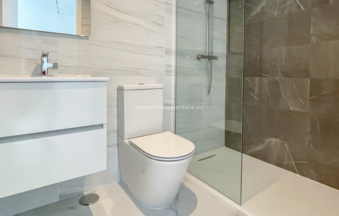 Reventa - Apartamento / piso - Orihuela Costa - Punta Prima