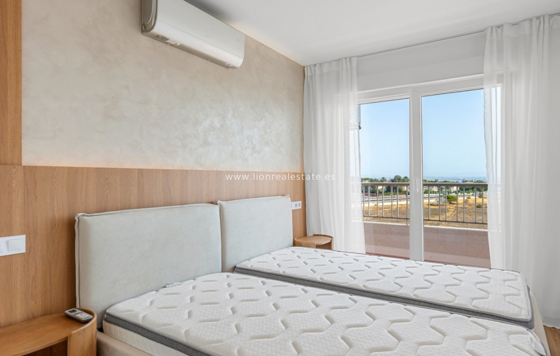 Reventa - Apartamento / piso - Orihuela Costa - Punta Prima