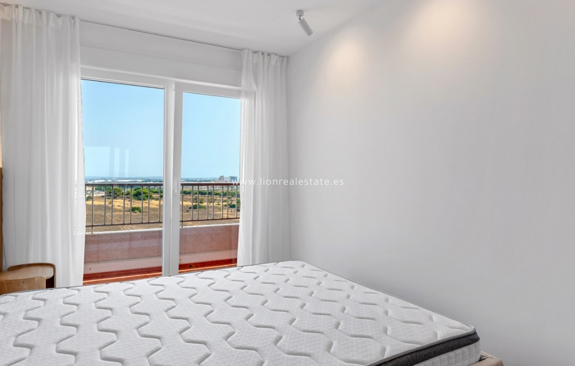 Reventa - Apartamento / piso - Orihuela Costa - Punta Prima