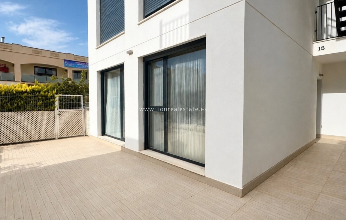Reventa - Apartamento / piso - Orihuela Costa - Punta Prima