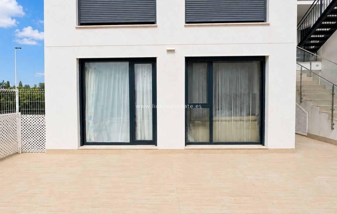 Reventa - Apartamento / piso - Orihuela Costa - Punta Prima