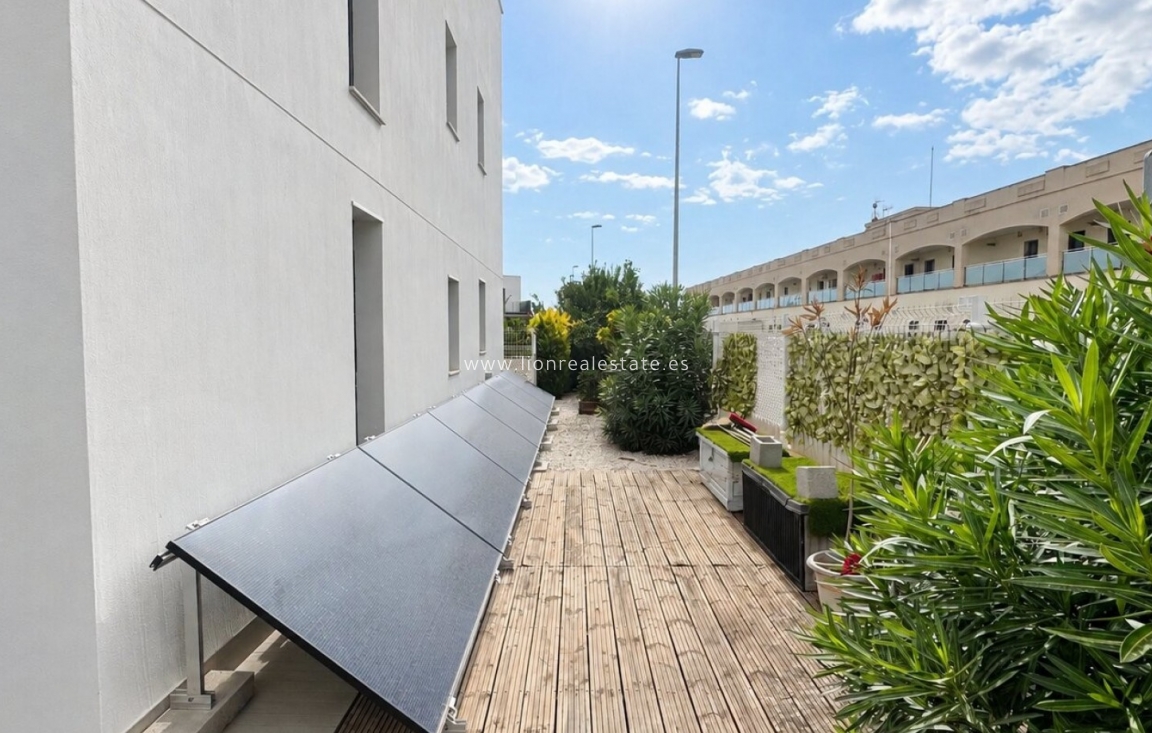 Reventa - Apartamento / piso - Orihuela Costa - Punta Prima