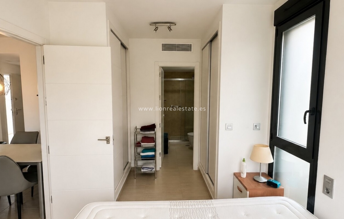 Reventa - Apartamento / piso - Orihuela Costa - Punta Prima