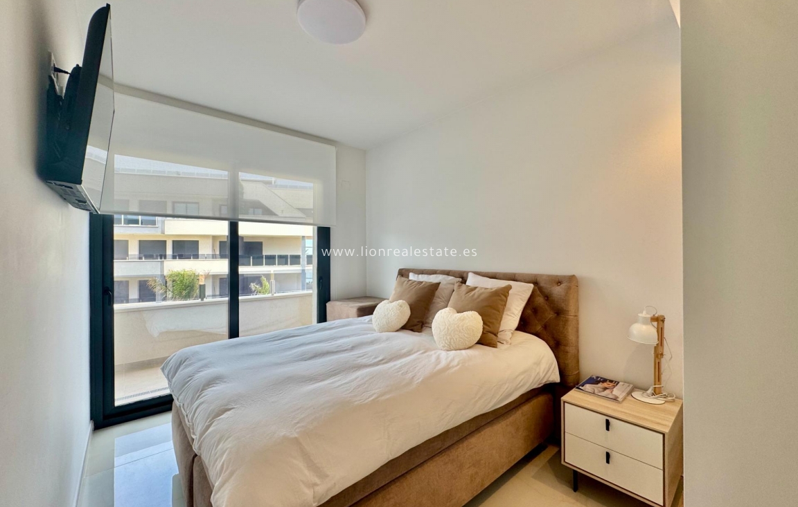 Reventa - Apartamento / piso - Orihuela Costa - Punta Prima