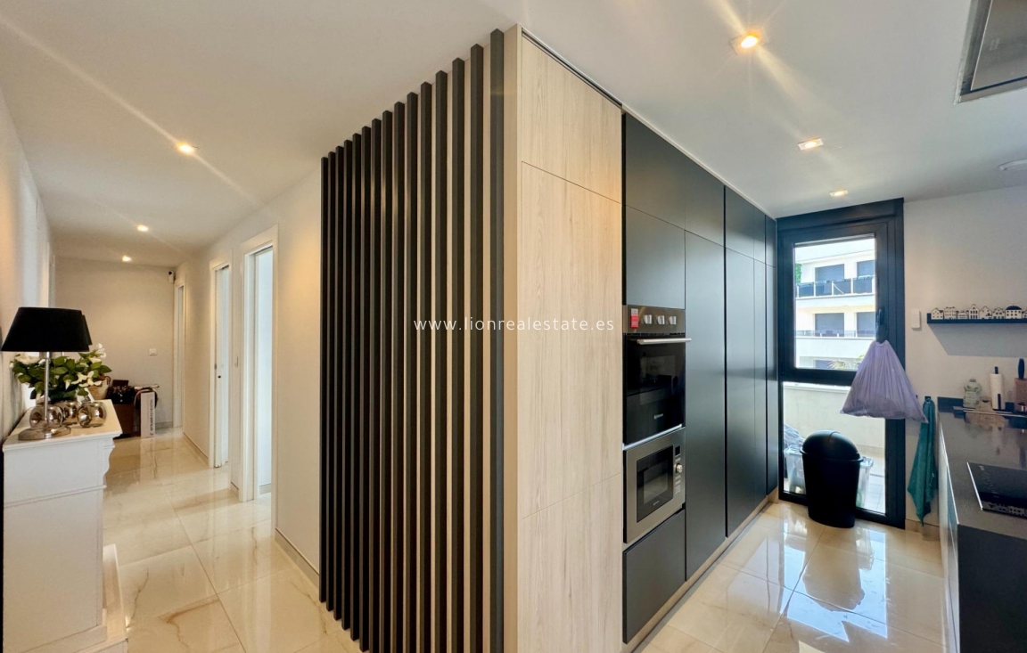 Reventa - Apartamento / piso - Orihuela Costa - Punta Prima