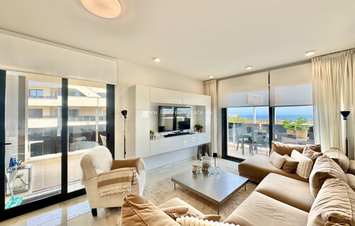 Reventa - Apartamento / piso - Orihuela Costa - Punta Prima