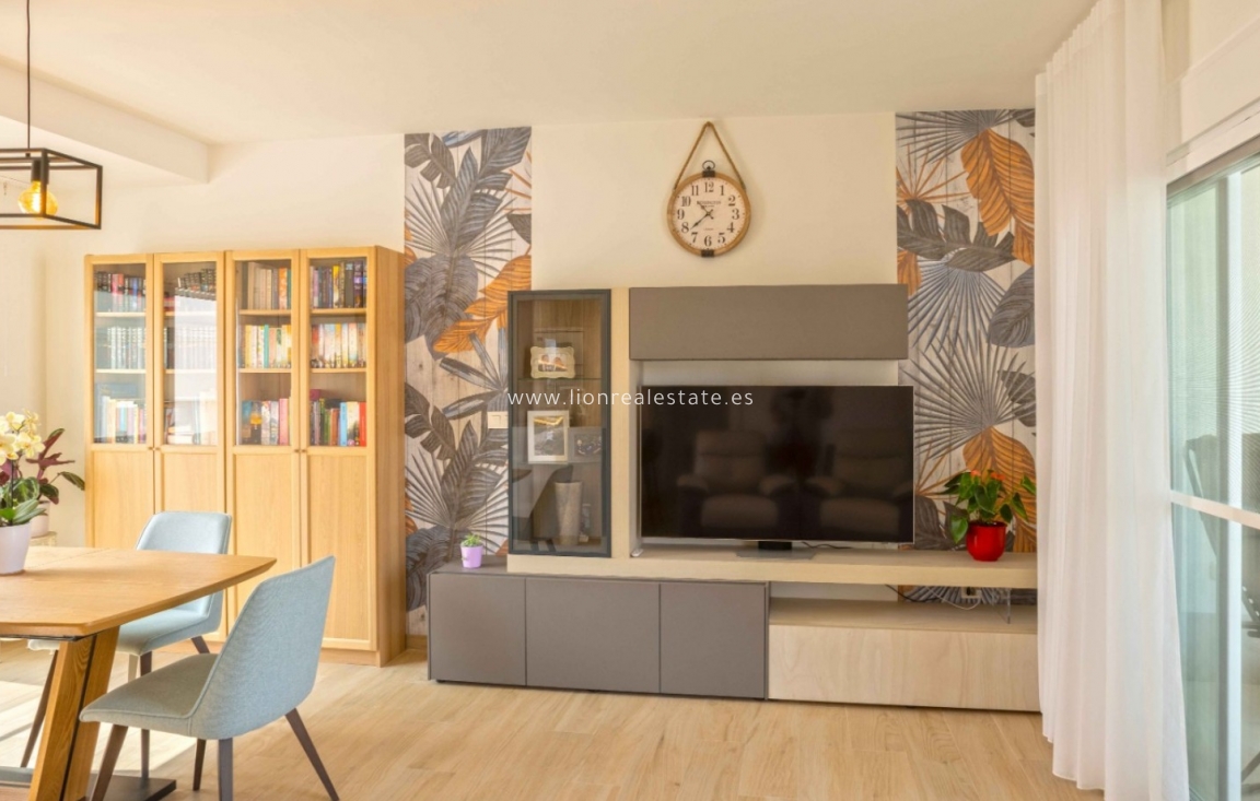 Reventa - Apartamento / piso - Orihuela Costa - Villamartín