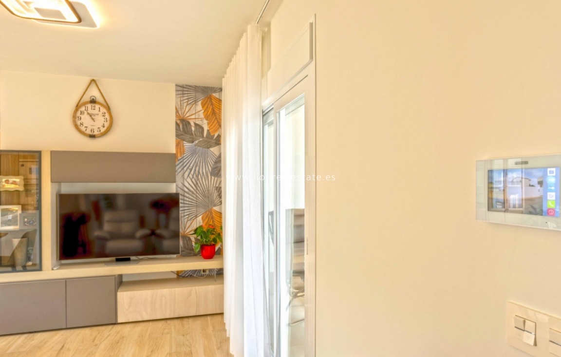 Reventa - Apartamento / piso - Orihuela Costa - Villamartín