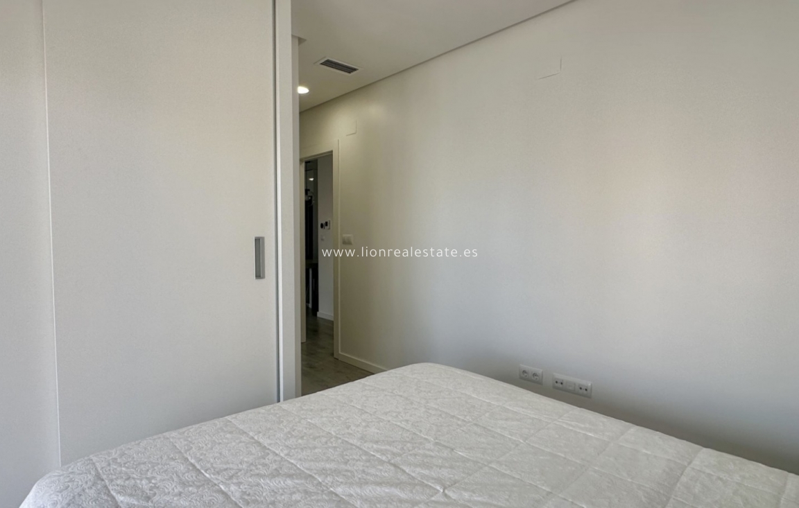 Reventa - Apartamento / piso - Orihuela Costa - Villamartín