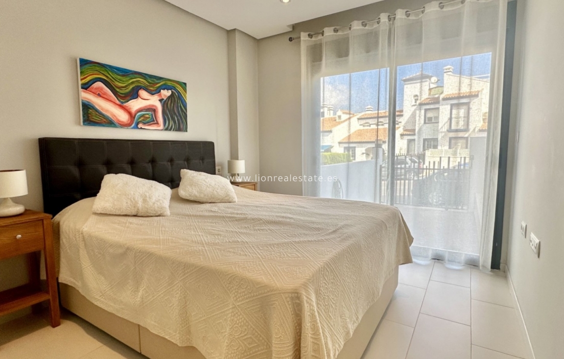 Reventa - Apartamento / piso - Orihuela Costa - Villamartín
