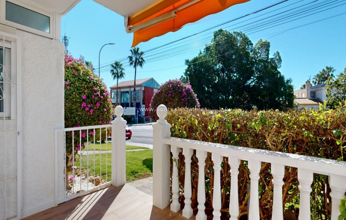 Reventa - Apartamento / piso - Orihuela Costa - Villamartín