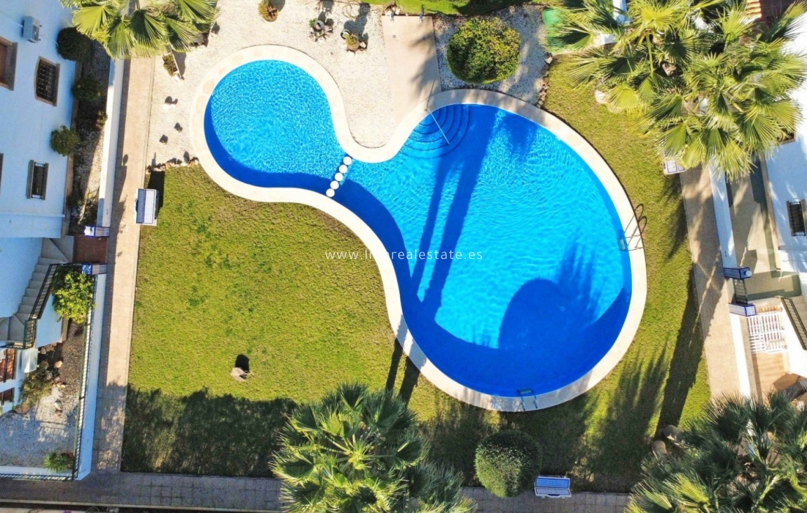 Reventa - Apartamento / piso - Orihuela Costa - Villamartín
