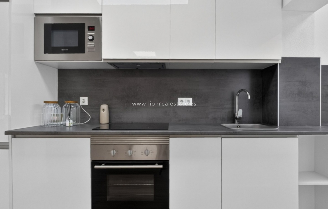 Reventa - Apartamento / piso - Orihuela Costa - Villamartín