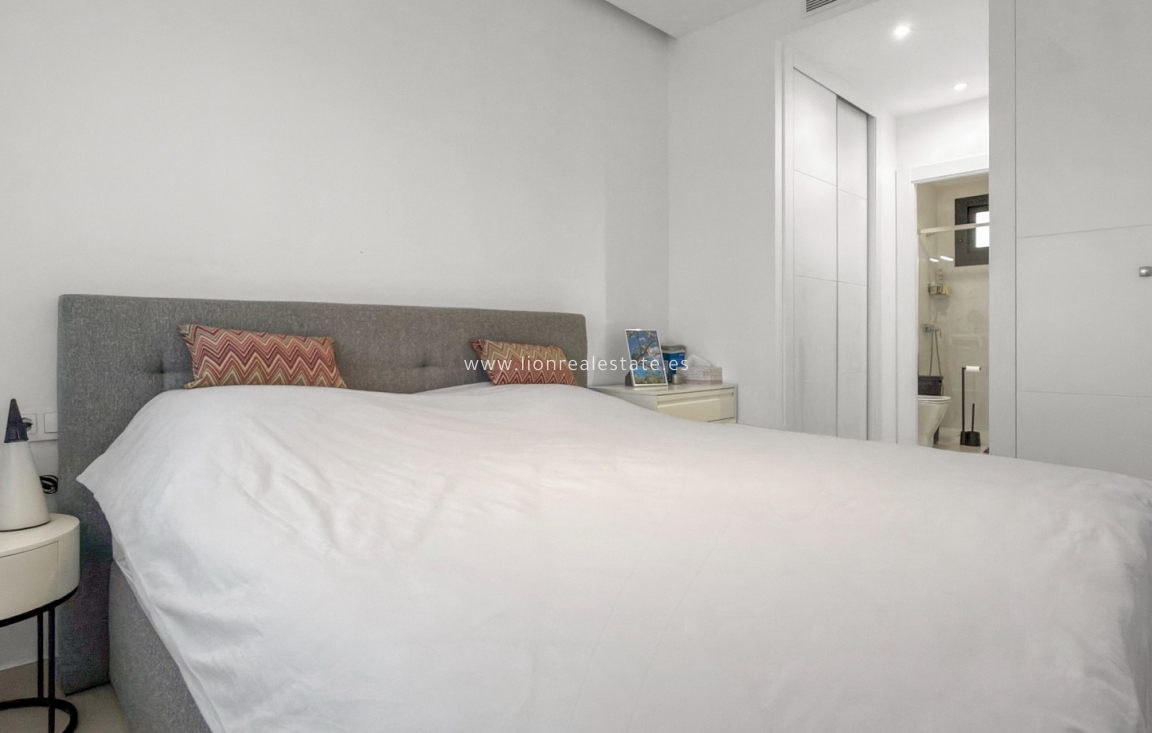 Reventa - Apartamento / piso - Pilar de la Horadada - Lo Romero Golf