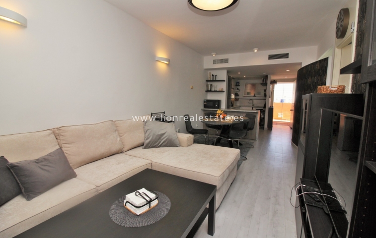 Reventa - Apartamento / piso - Playa Flamenca