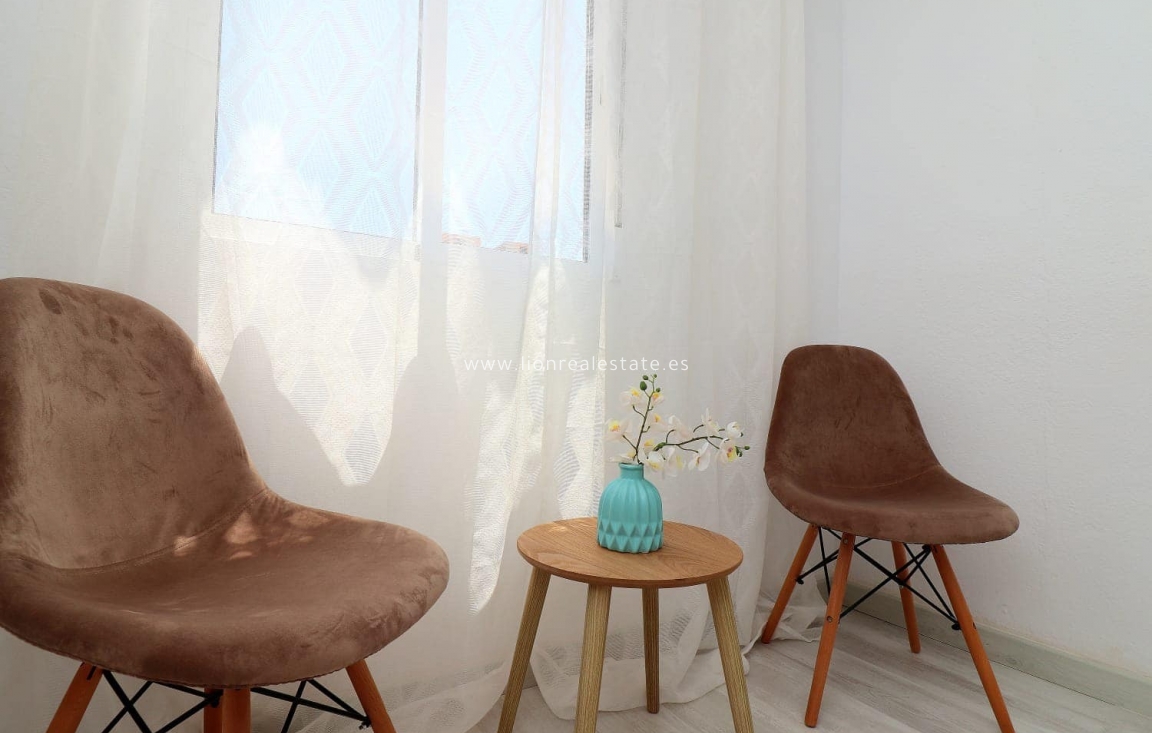 Reventa - Apartamento / piso - Punta Prima