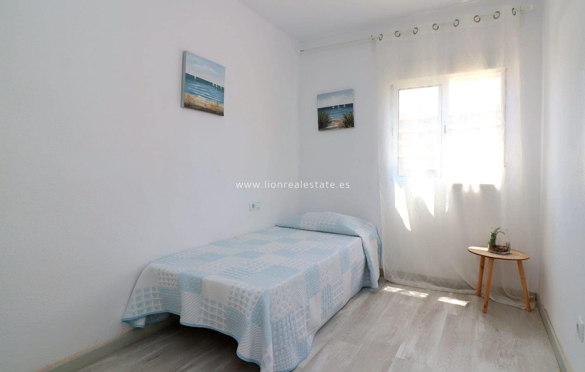 Reventa - Apartamento / piso - Punta Prima