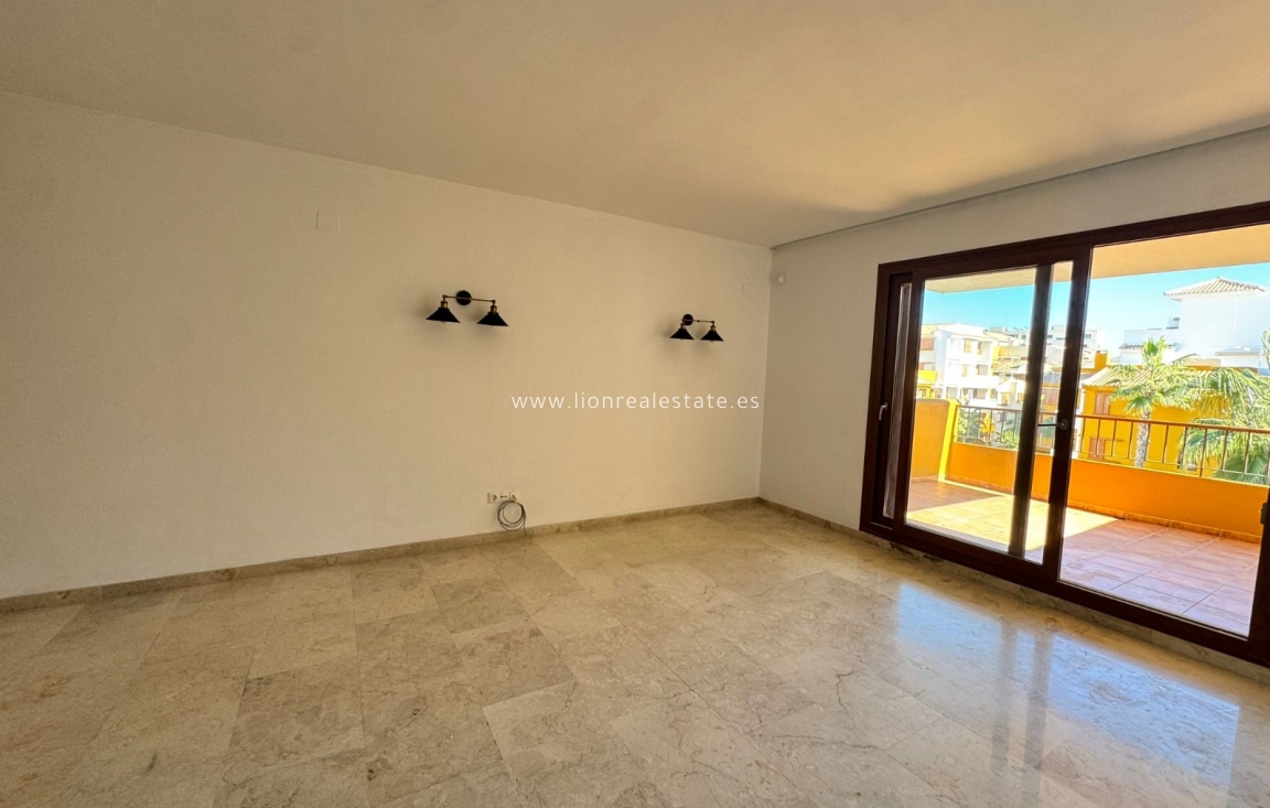 Reventa - Apartamento / piso - Punta Prima