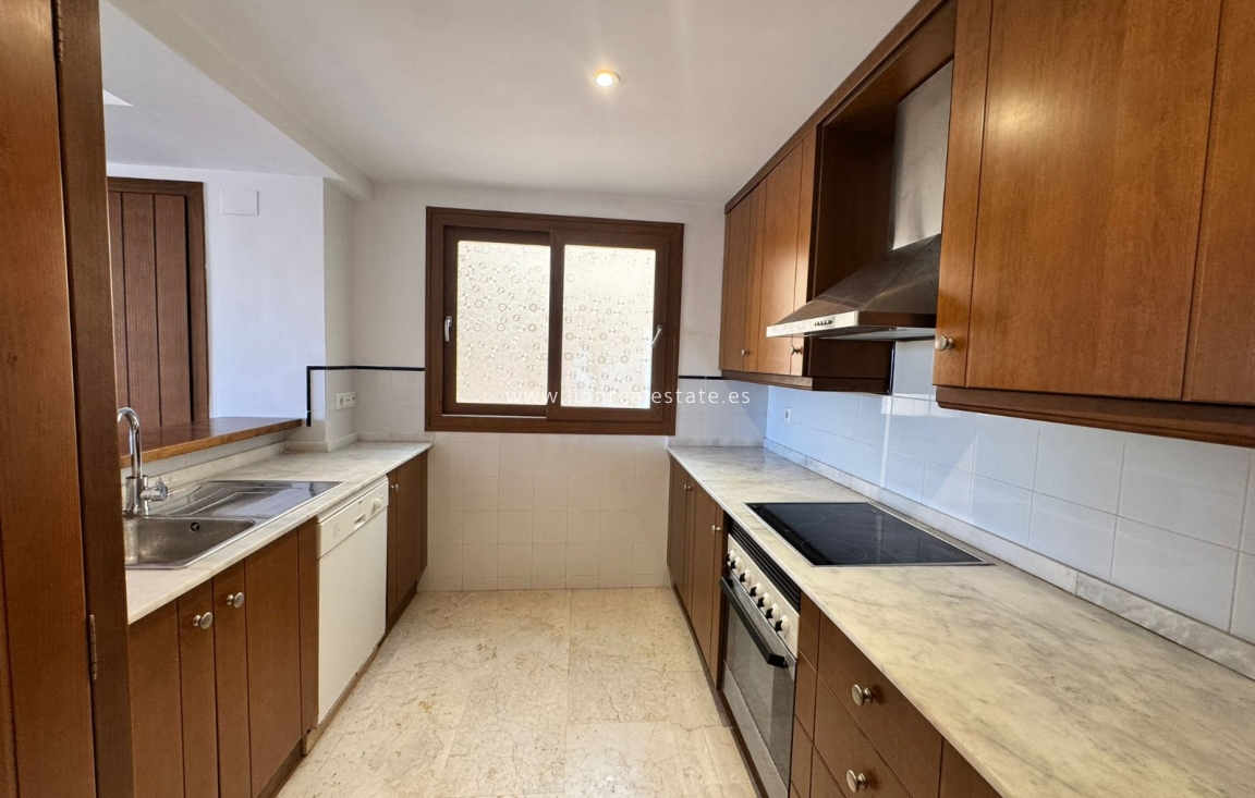 Reventa - Apartamento / piso - Punta Prima
