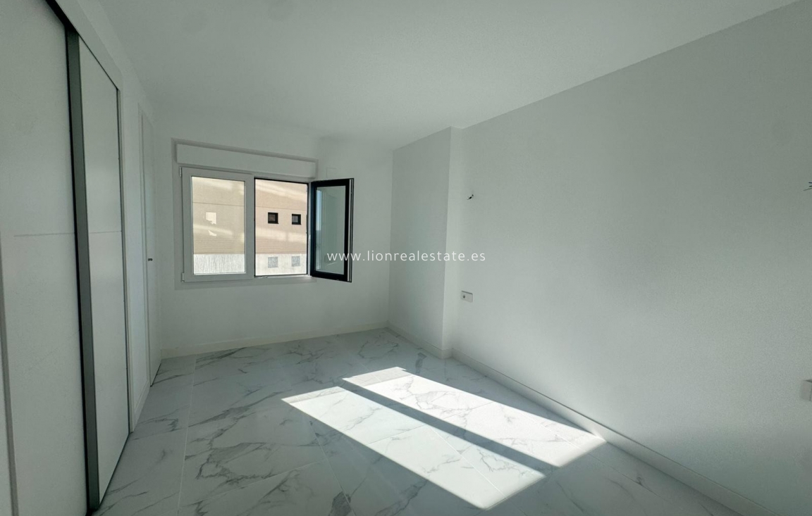 Reventa - Apartamento / piso - Punta Prima