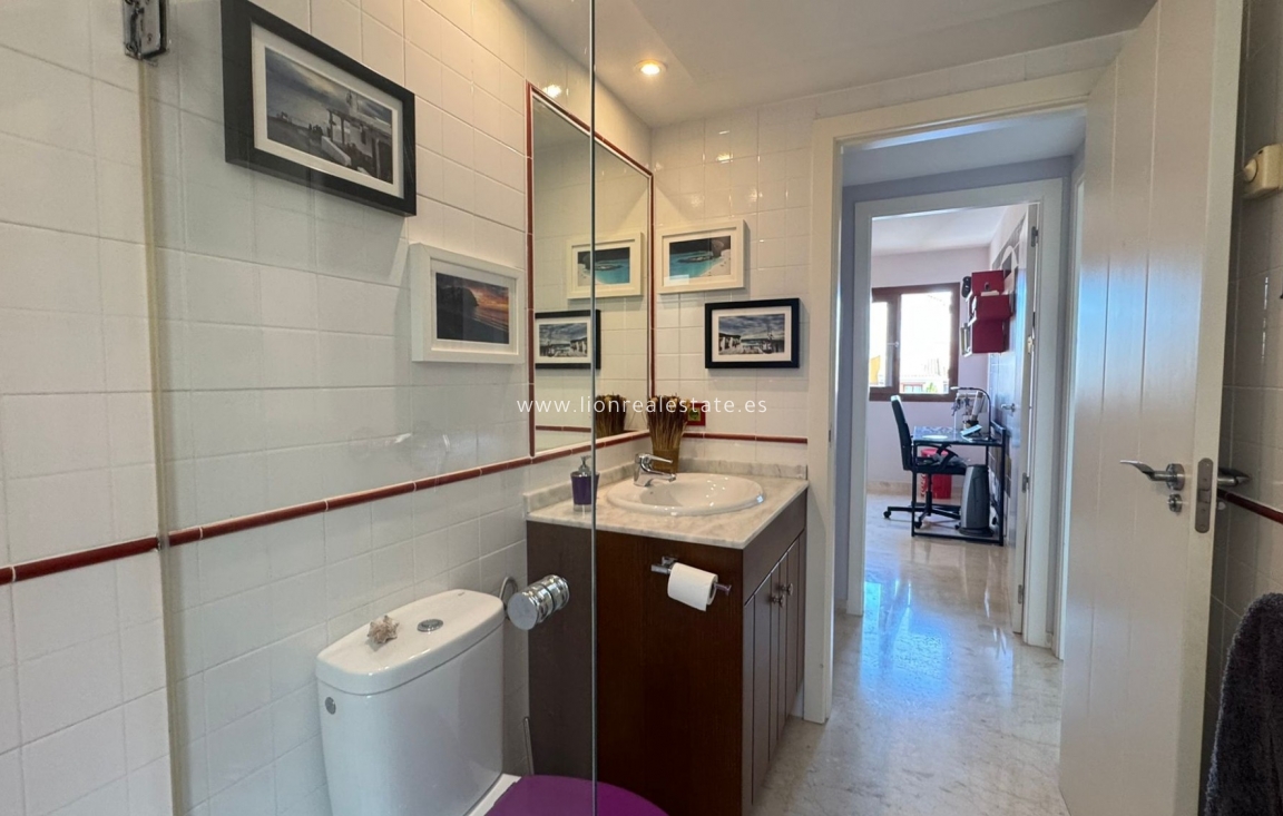 Reventa - Apartamento / piso - Punta Prima