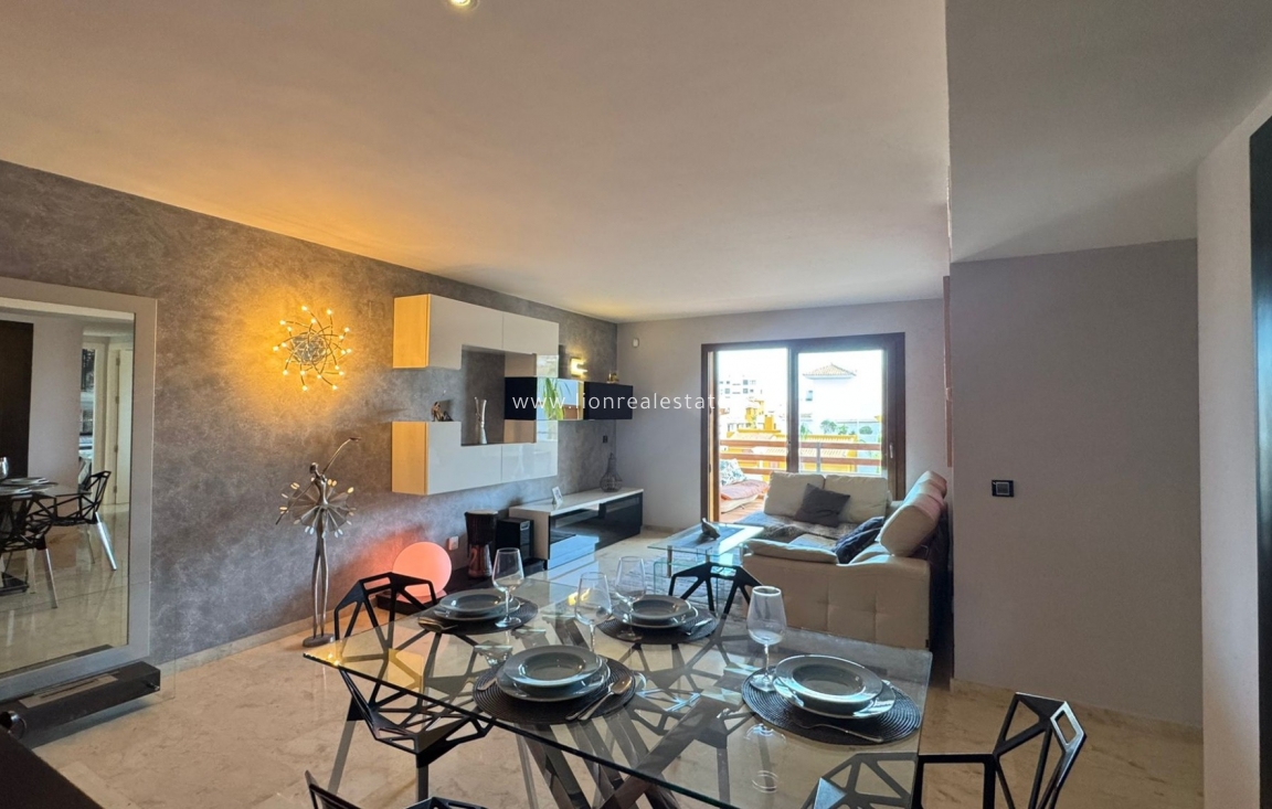 Reventa - Apartamento / piso - Punta Prima