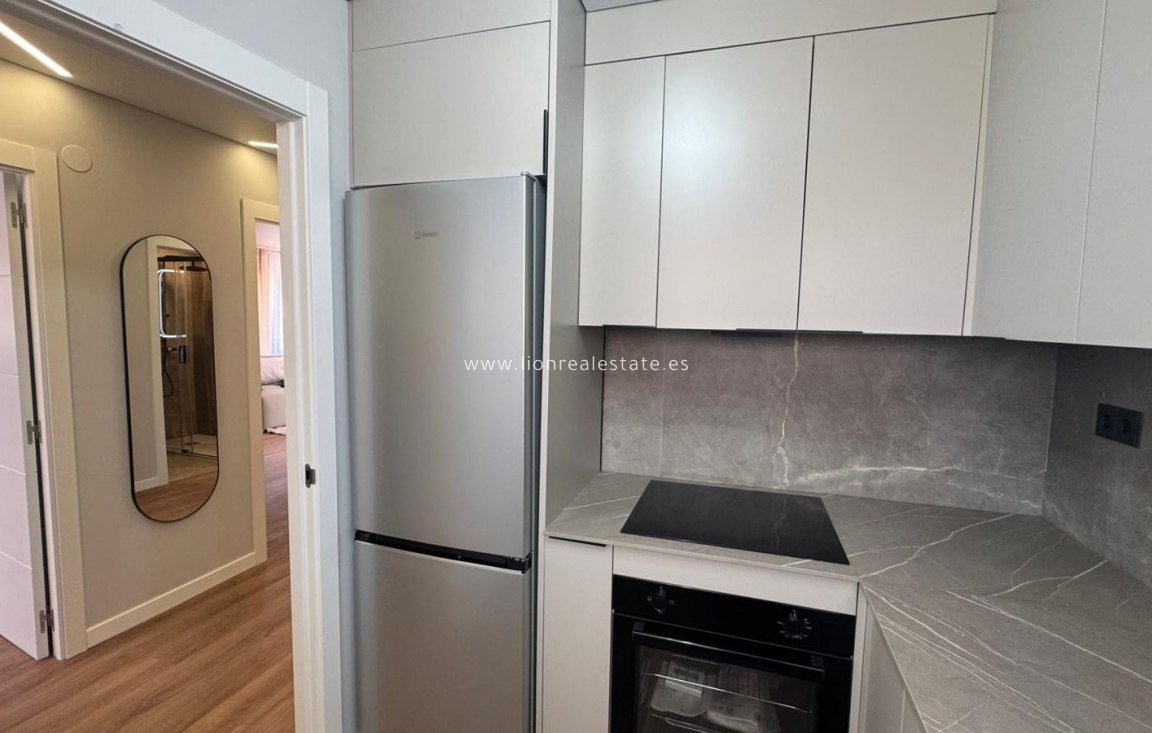 Reventa - Apartamento / piso - Punta Prima