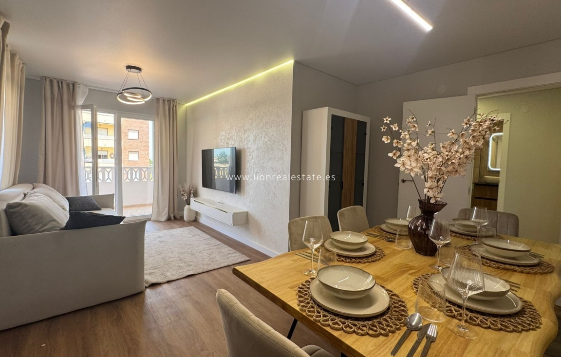 Reventa - Apartamento / piso - Punta Prima
