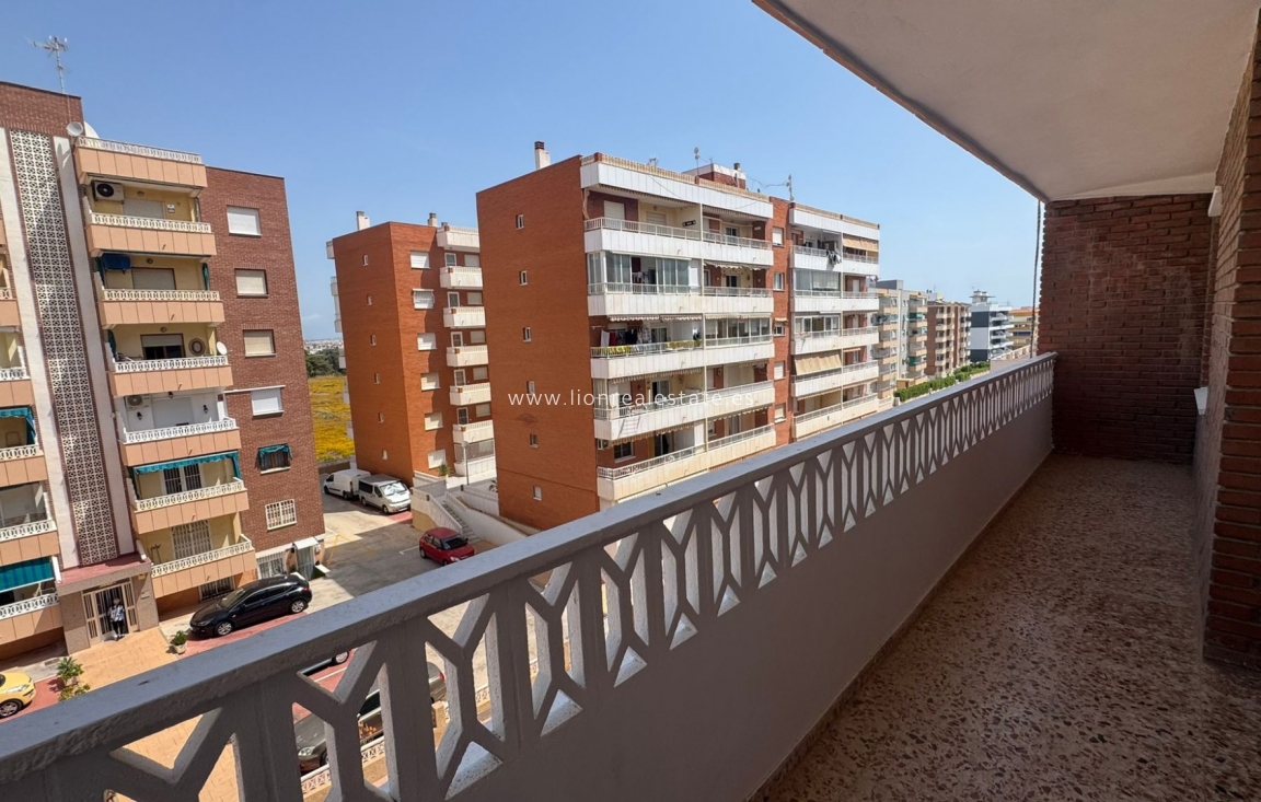 Reventa - Apartamento / piso - Punta Prima