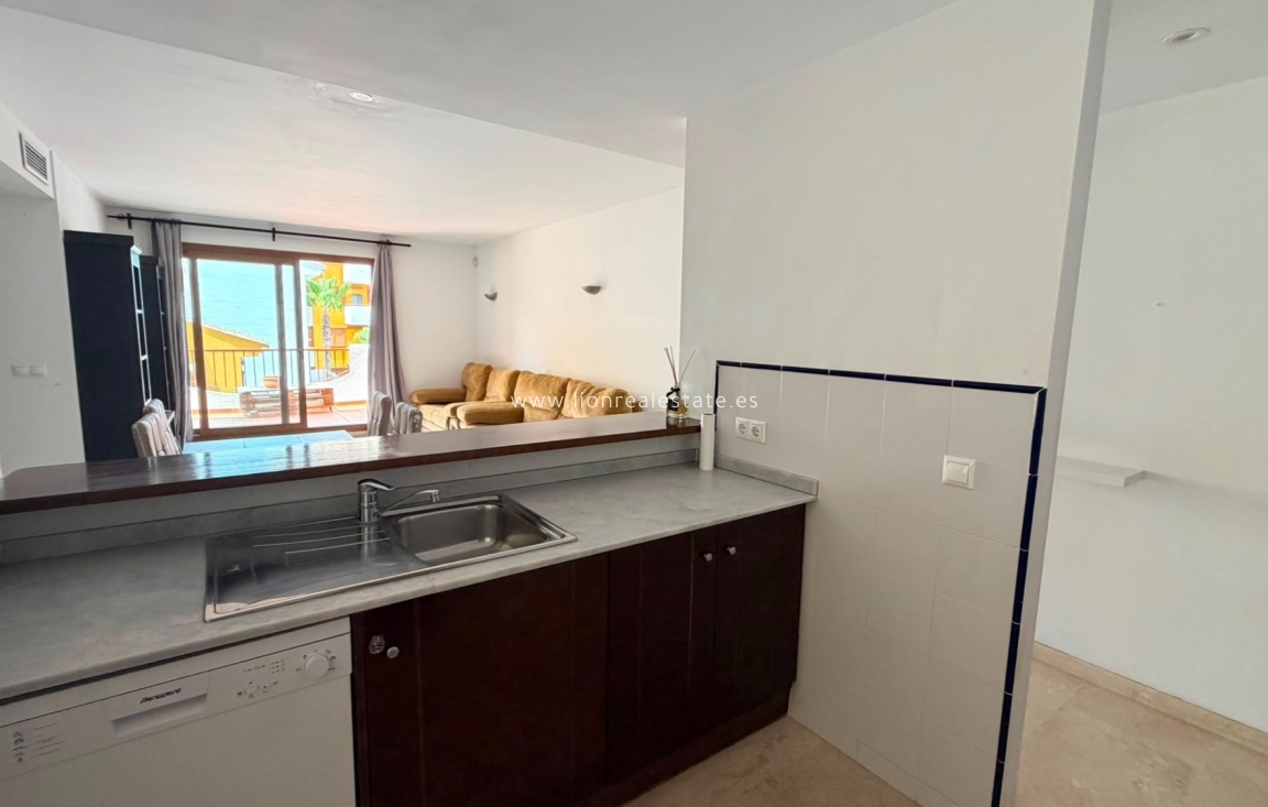 Reventa - Apartamento / piso - Punta Prima