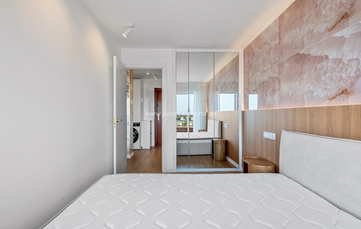 Reventa - Apartamento / piso - Punta Prima