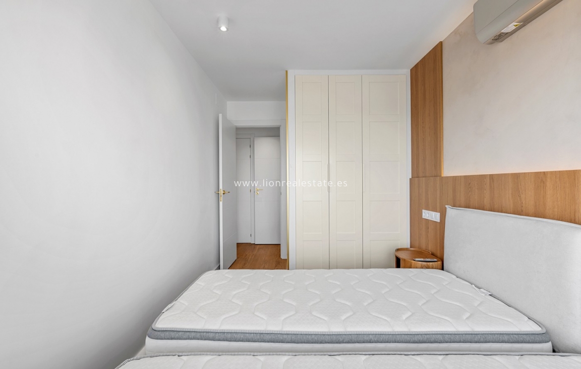 Reventa - Apartamento / piso - Punta Prima