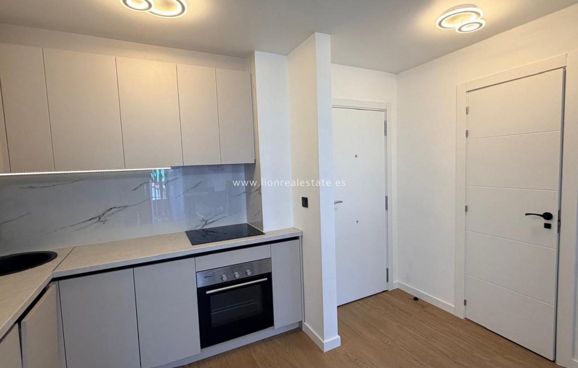 Reventa - Apartamento / piso - Punta Prima