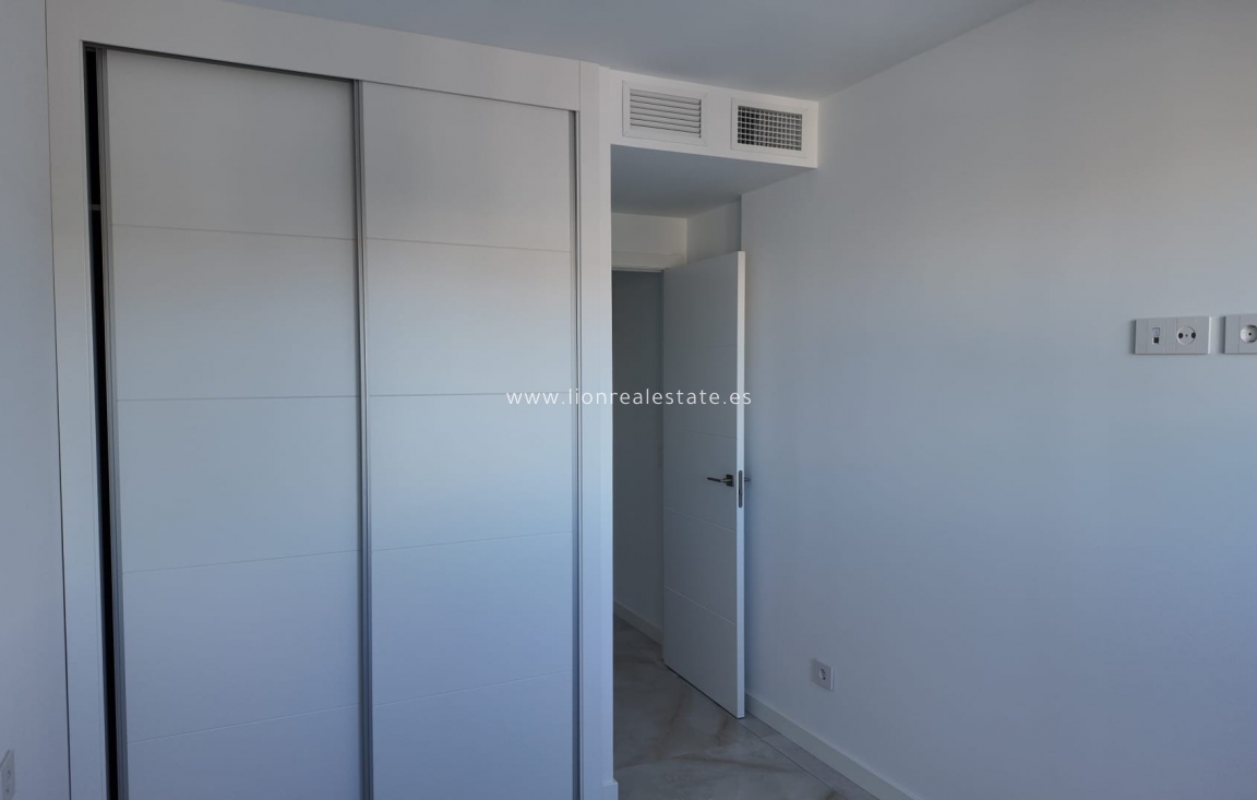 Reventa - Apartamento / piso - Punta Prima