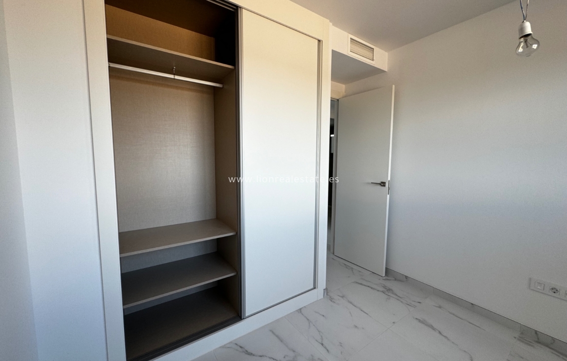 Reventa - Apartamento / piso - Punta Prima